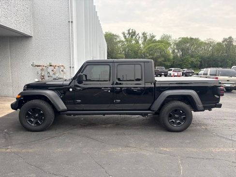 Used 2020 Jeep Gladiator Sport w/ Quick Order Package 24S AWD/4WD image 5