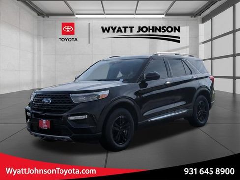Used 2022 Ford Explorer XLT w/ Equipment Group 202A AWD/4WD image 1