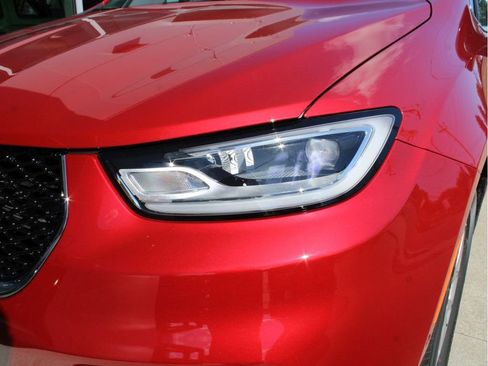 New 2026 Chrysler Pacifica Select image 35