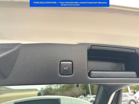 Certified 2023 Ford Escape Platinum image 29