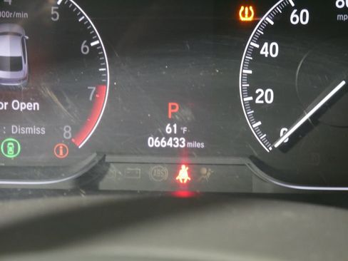 Used 2018 Honda Accord Sport image 14