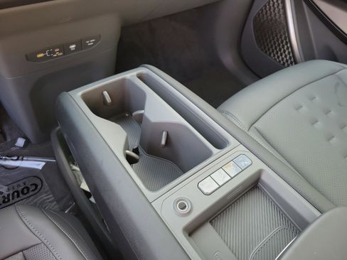 New 2026 Kia EV9 Wind AWD/4WD image 22