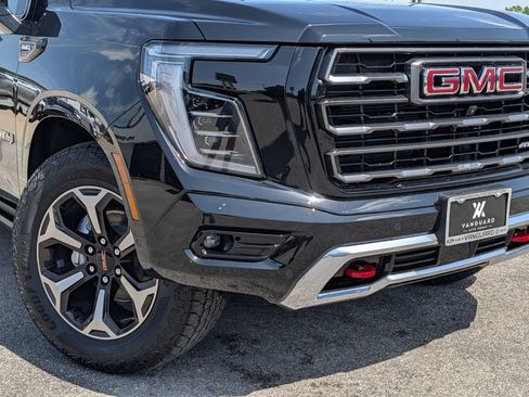 New 2026 GMC Yukon AT4 Ultimate w/ LPO, Floor Liner Package AWD/4WD image 2
