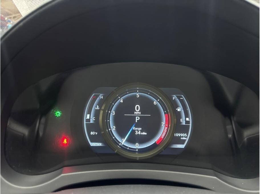 Used 2015 Lexus IS 250 w/ F-Sport Package RWD image 10