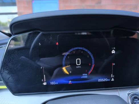 Used 2024 Chevrolet Trax LT w/ Driver Confidence Package FWD image 16
