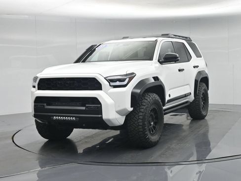 Used 2025 Toyota 4Runner Trailhunter AWD/4WD image 57