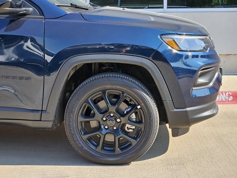 New 2026 Jeep Compass Latitude AWD/4WD image 6