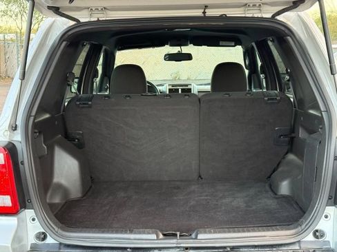 Used 2011 Ford Escape XLT image 27