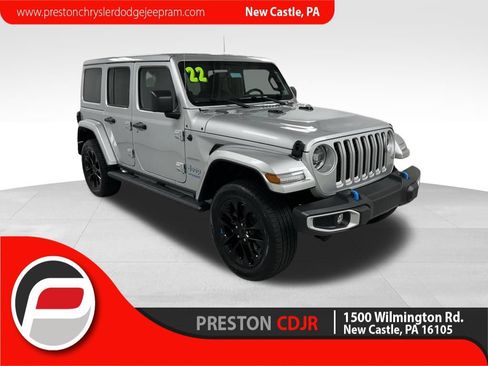 Used 2022 Jeep Wrangler Unlimited Sahara AWD/4WD image 1