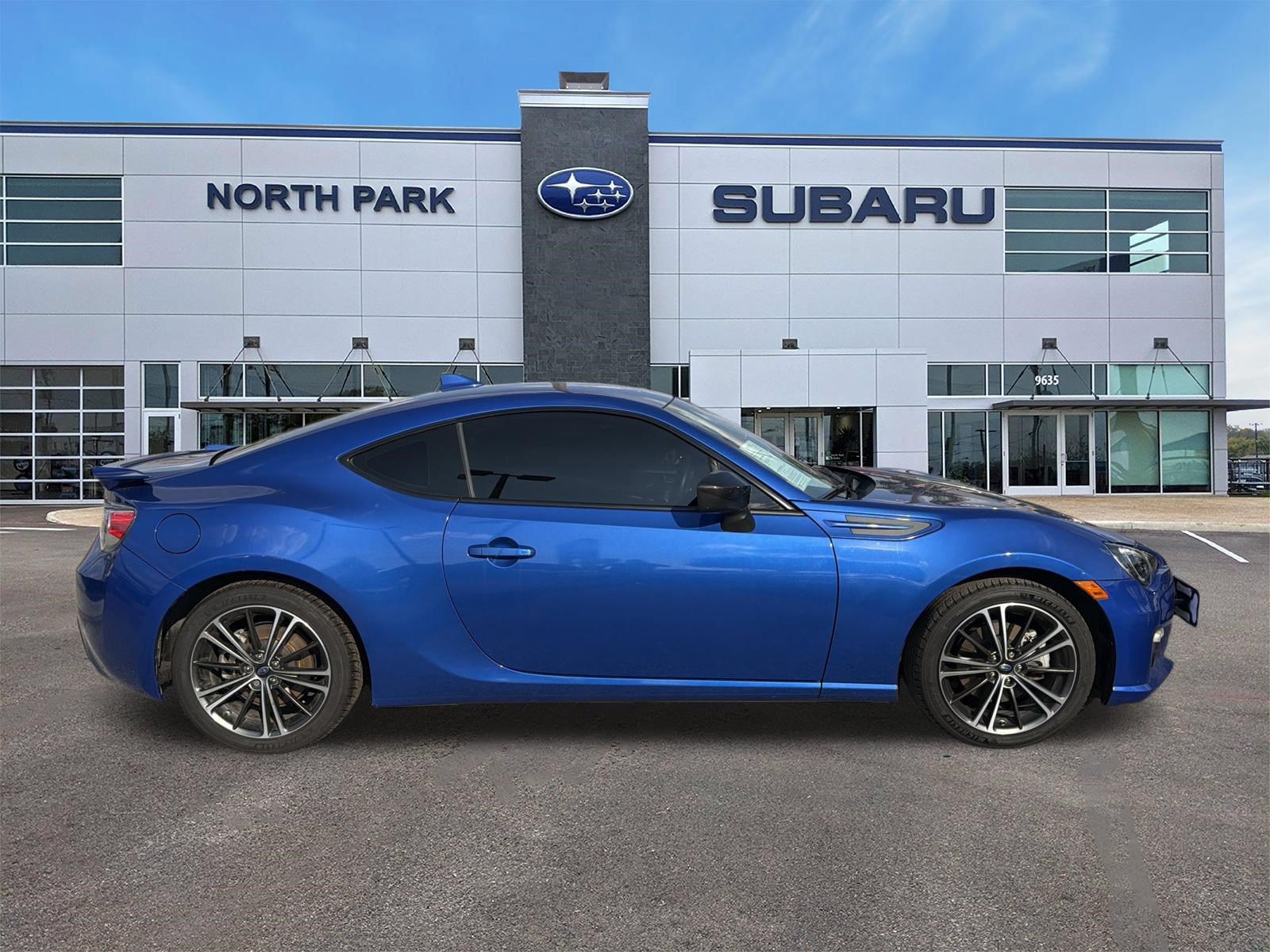 Used 2016 Subaru BRZ Limited w/ Popular Package #1 RWD image 2