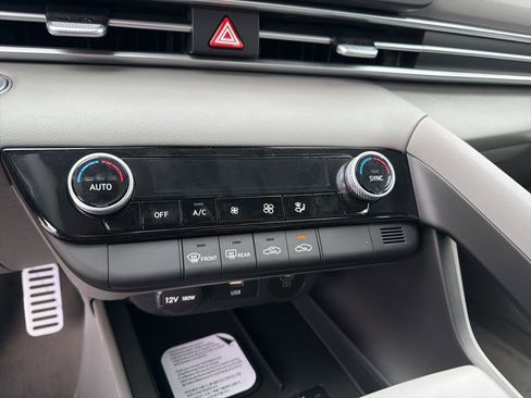New 2026 Hyundai Elantra Sport FWD image 22