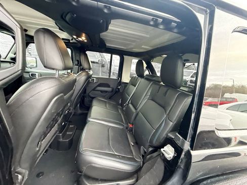 Used 2022 Jeep Wrangler Unlimited Rubicon 4xe w/ Cold Weather Group image 26