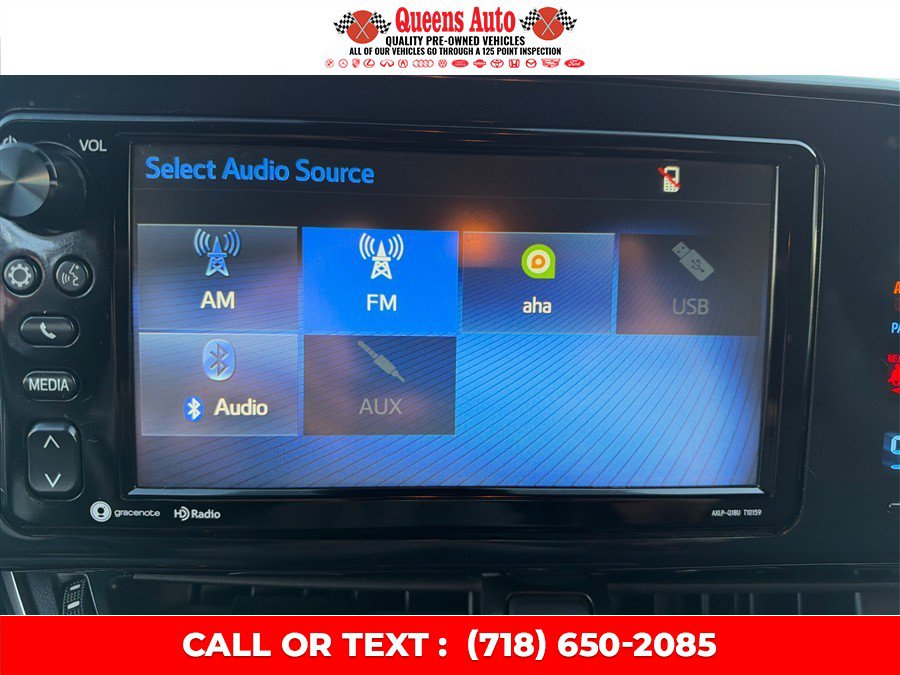 Used 2018 Toyota C-HR XLE FWD image 14
