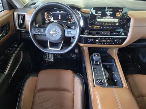 Used 2023 Nissan Pathfinder Platinum w/ Cargo Package image 26