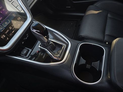 Used 2020 Subaru Outback Limited image 21