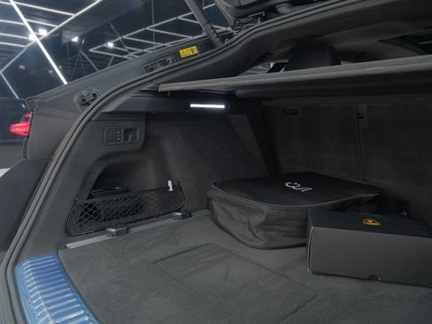 Used 2025 Lamborghini Urus SE image 15