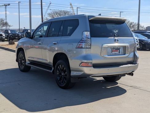 Used 2022 Lexus GX 460 Premium w/ Premium Package image 9