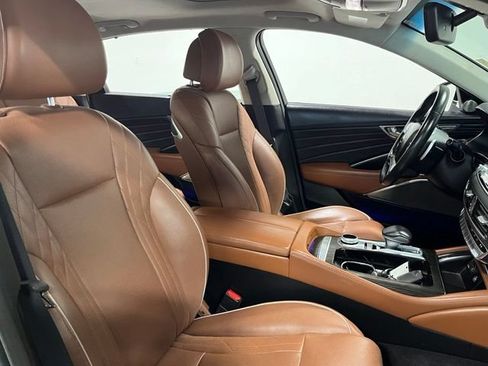Used 2019 Kia K900 Luxury w/ VIP Package AWD/4WD image 10
