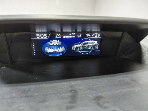 Used 2022 Subaru Forester Premium image 36