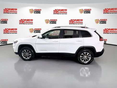 Used 2020 Jeep Cherokee Latitude Plus w/ Cold Weather Group AWD/4WD image 14