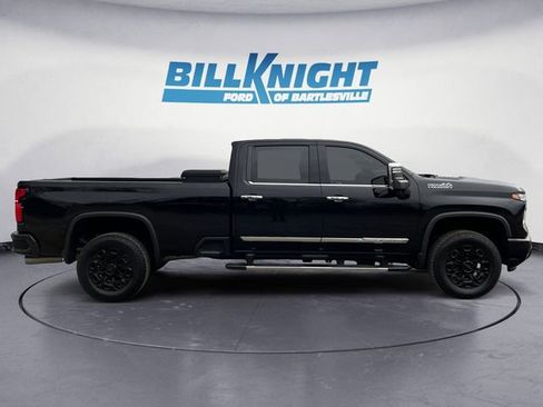 Used 2024 Chevrolet Silverado 3500 High Country w/ High Country Premium Package image 6