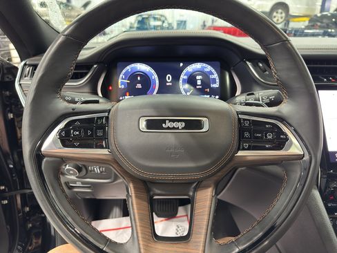 Used 2024 Jeep Grand Cherokee L Summit w/ Rear Seat Video Group I image 34