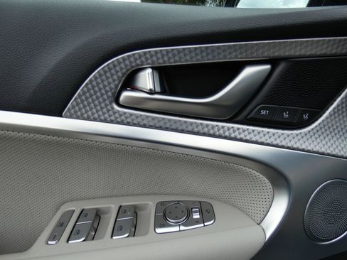 Used 2023 Genesis G70 2.0T w/ Sport Prestige Package image 53