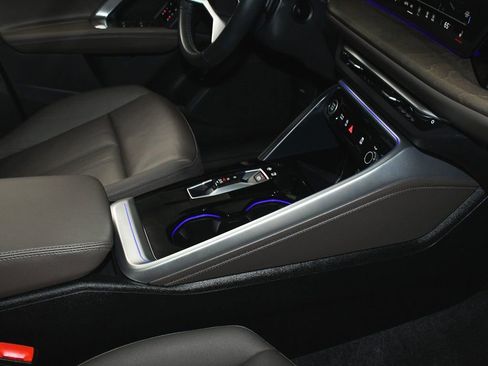 Used 2025 Audi Q5 Premium Plus w/ Premium Plus image 64