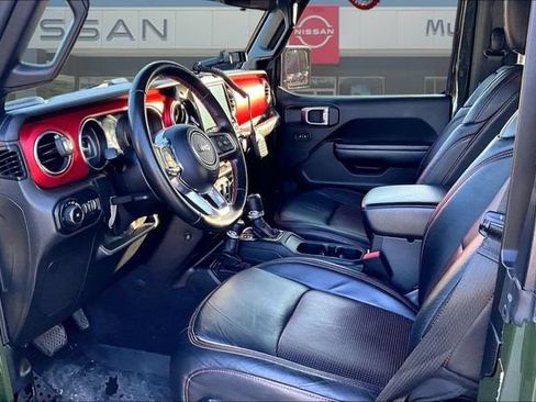 Used 2021 Jeep Wrangler Rubicon AWD/4WD image 17