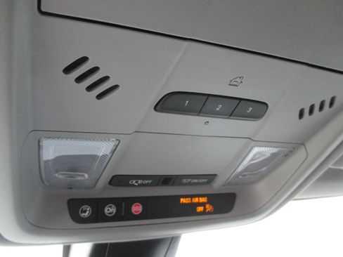 Used 2023 Chevrolet Blazer LT w/ Convenience Package image 27