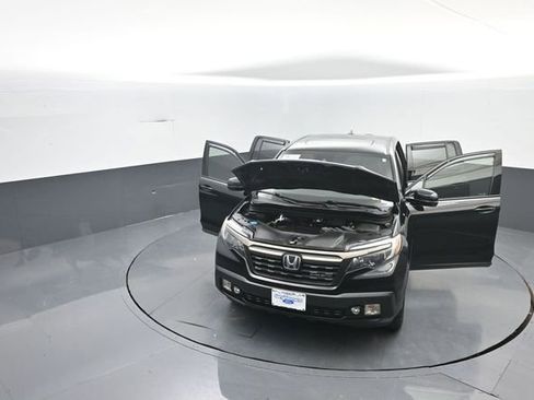 Used 2018 Honda Ridgeline Black Edition image 42