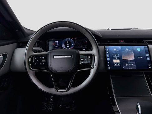Used 2026 Land Rover Range Rover Velar S AWD/4WD image 24