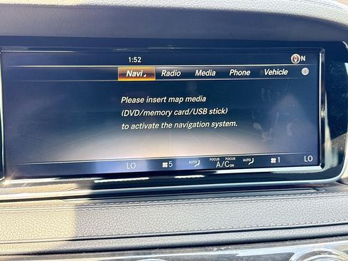Used 2015 Mercedes-Benz S 550 Sedan image 32