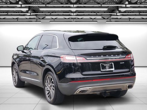 Used 2019 Lincoln Nautilus Reserve image 7