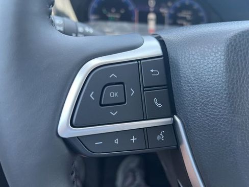 New 2026 Toyota Grand Highlander FWD image 25