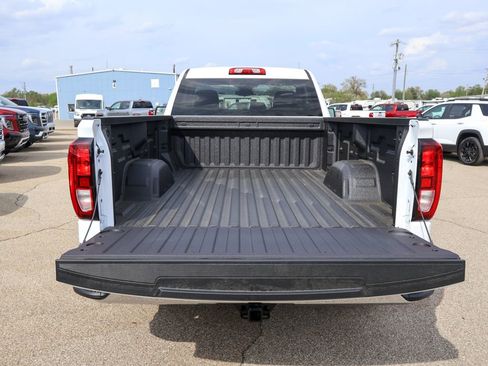 New 2026 GMC Sierra 1500 Pro image 5