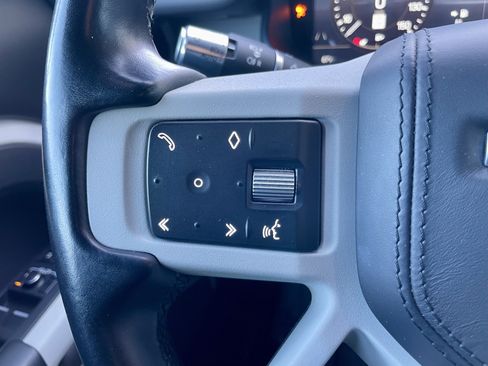 Used 2022 Land Rover Defender 110 X-Dynamic HSE AWD/4WD image 23