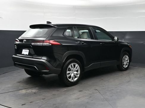 Used 2026 Toyota Corolla Cross L FWD image 5