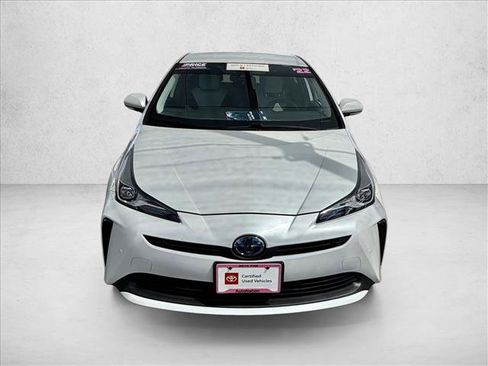 Certified 2022 Toyota Prius LE FWD image 6