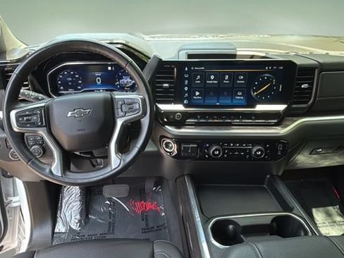 Used 2025 Chevrolet Silverado 2500 LTZ w/ Trail Boss Package AWD/4WD image 12