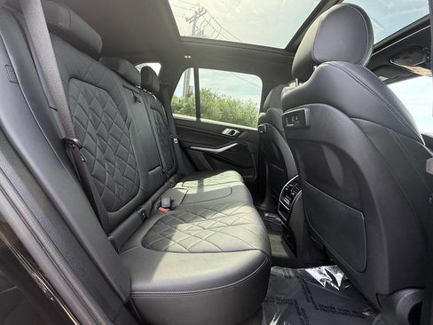 Used 2023 BMW X5 xDrive40i AWD/4WD image 17