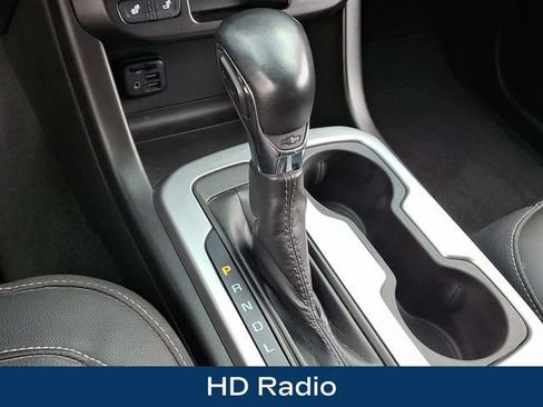 Used 2022 Chevrolet Colorado ZR2 AWD/4WD image 11