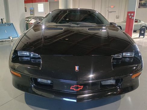 Used 1995 Chevrolet Camaro Z28 image 9
