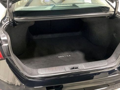 Used 2025 Nissan Sentra S image 38