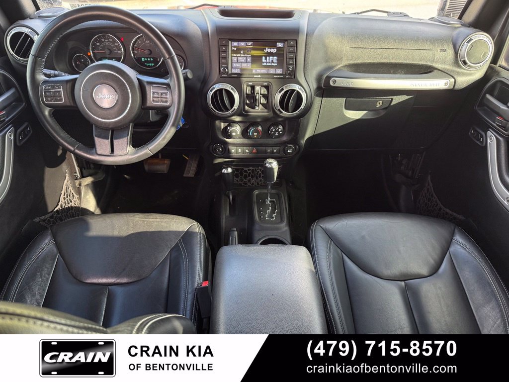 Used 2016 Jeep Wrangler Unlimited Rubicon w/ Connectivity Group AWD/4WD image 27