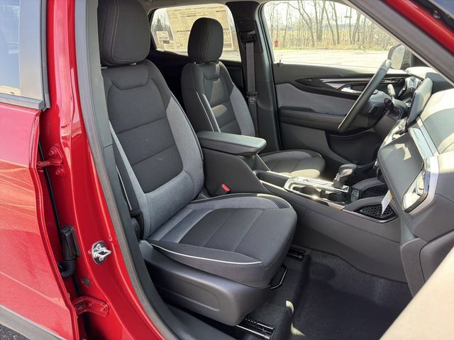 New 2026 Chevrolet TrailBlazer LT w/ Convenience Package AWD/4WD image 31