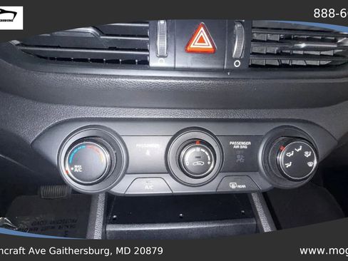 Used 2021 Kia Forte LXS FWD image 21