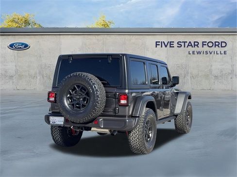 Used 2025 Jeep Wrangler Willys image 5