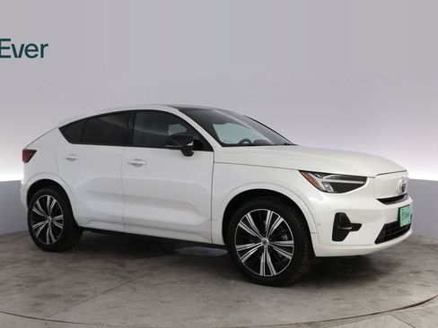 Used 2023 Volvo C40 P8 Recharge Plus AWD/4WD image 14