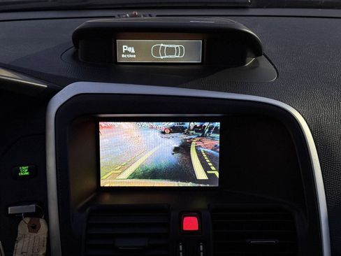 Used 2011 Volvo XC60 3.2 image 21